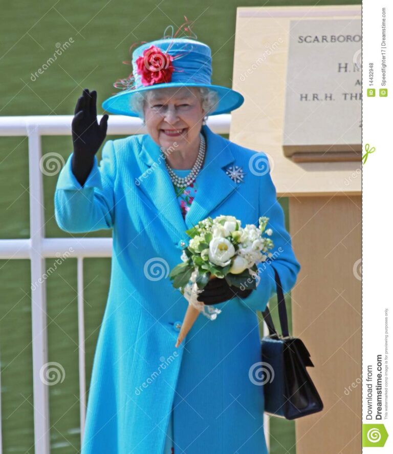 More Life Memories of Queen Elizabeth in Pictures – All hail the Queen!!!
